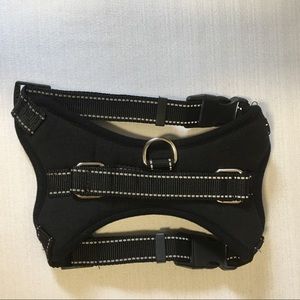 Adjustable Dog harness FITS 17-20” neck & 19-24” chest black easy on & off NWOT